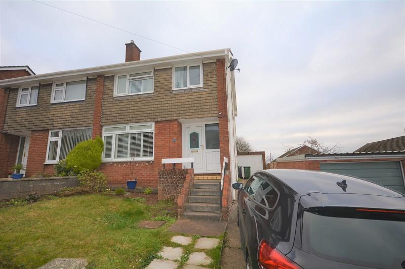 Monkstone Rise, Rumney, Cardiff. CF3 3 bed semidetached house £235,000