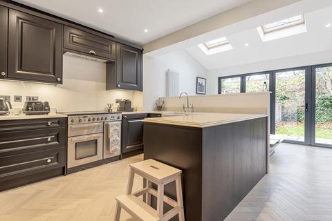 124 Lower Green Road, Esher, KT10 8HB