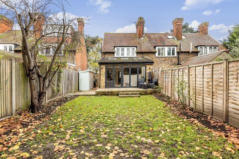 124 Lower Green Road, Esher, KT10 8HB