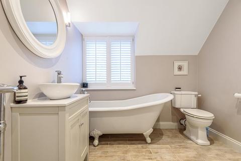 124 Lower Green Road, Esher, KT10 8HB