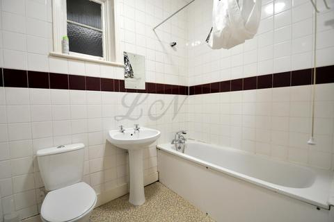 1 bedroom flat to rent, Stanbridge Road, Putney, SW15