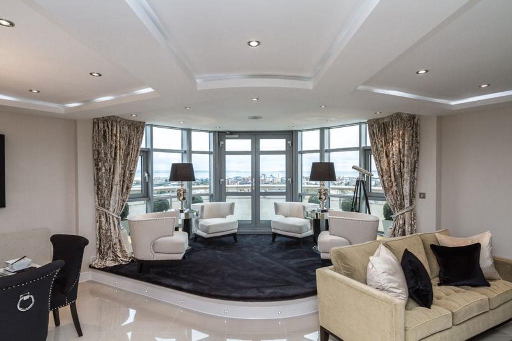 Altolusso, Bute Terrace, Cardiff CF10 3 bed penthouse £475,000