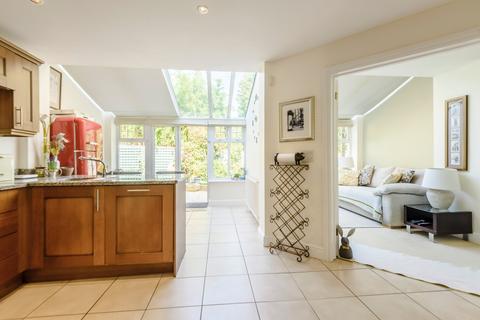 6 Bowyer Walk, Ascot, SL5 8QS