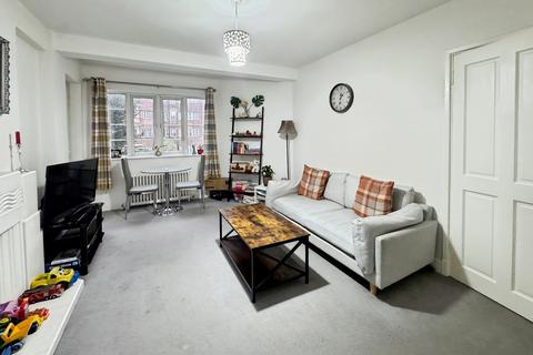 2 bedroom apartment to rent, Chiswick Village, Chiswick, W4