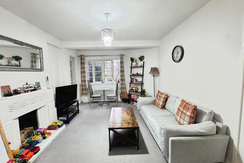 2 bedroom apartment to rent, Chiswick Village, Chiswick, W4