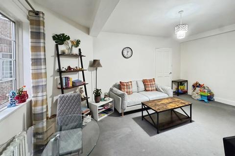 2 bedroom apartment to rent, Chiswick Village, Chiswick, W4
