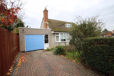 8 Frank Woolley Road, Tonbridge, TN10 4LE