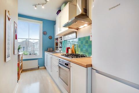 70b Tollington Road, London, N7 6PD