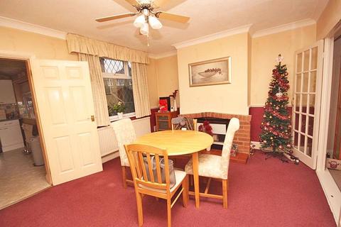 16 Grange Walk, Grimsby, DN34 4DY