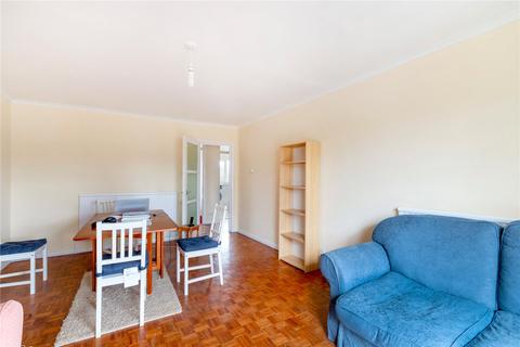 17 Leaf Grove, London, SE27 0SG