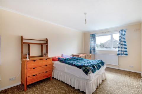 17 Leaf Grove, London, SE27 0SG