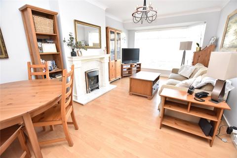 28 Alan Crescent, Leeds, LS15 0JB