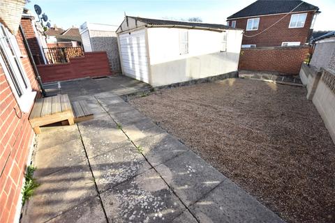 28 Alan Crescent, Leeds, LS15 0JB