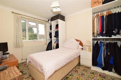 3 Debrabant Close, Erith, DA8 3ES