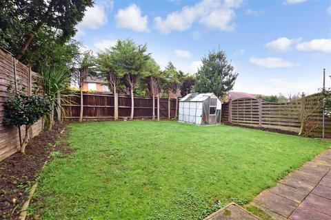 3 Debrabant Close, Erith, DA8 3ES