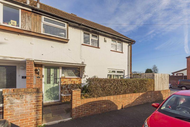 Southbourne Avenue, Drayton 3 bed semidetached house £319,000