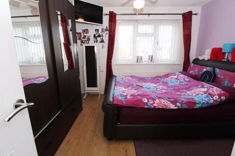 41 Biddlestone Grove, Walsall, WS5 4DB