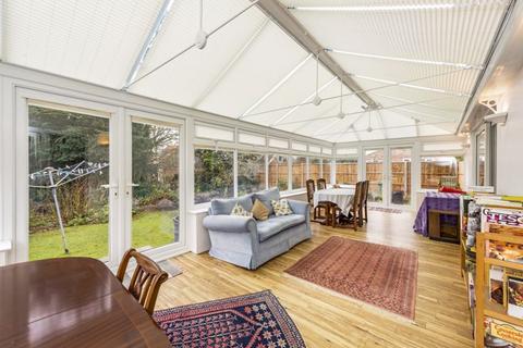 13 Brache Close, Redbourn, St Albans, AL3 7HX