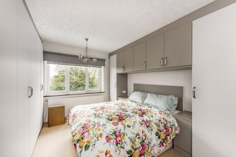 13 Brache Close, Redbourn, St Albans, AL3 7HX