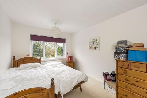 13 Brache Close, Redbourn, St Albans, AL3 7HX