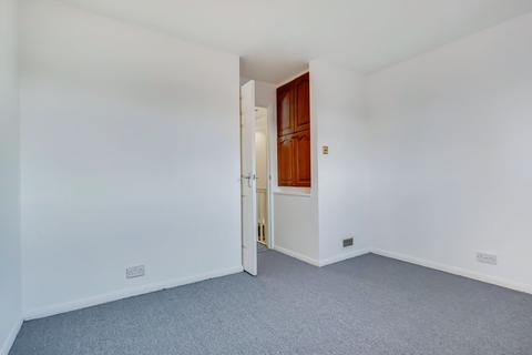 57 Goodhew Road, Croydon, CR0 6QZ