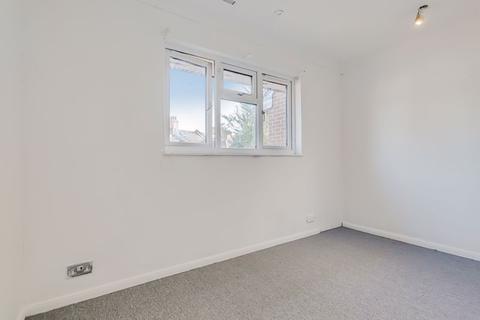 57 Goodhew Road, Croydon, CR0 6QZ