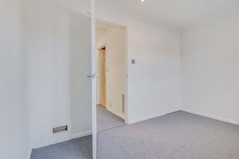 57 Goodhew Road, Croydon, CR0 6QZ