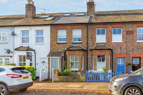 68 Angel Road, Thames Ditton, KT7 0AZ