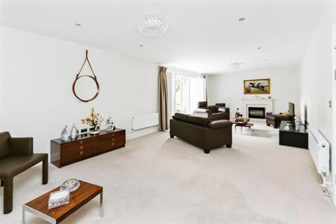 Flat 3, Wessex Court, 15 Bickley Road, Bromley, BR1 2ND