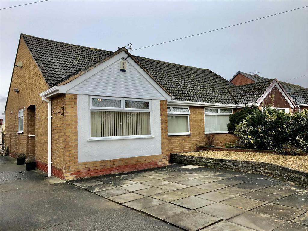 Nelson Drive, Pensby, Wirral 2 bed semidetached bungalow £210,000