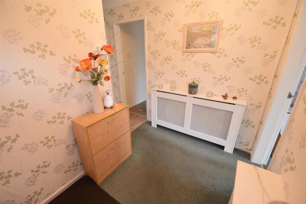 Nelson Drive, Pensby, Wirral 2 bed semidetached bungalow £210,000