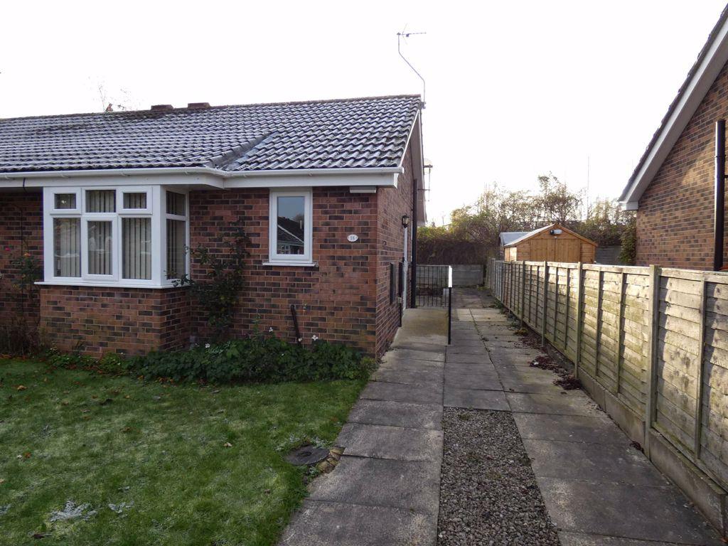 Wold View, South Cave 1 bed semidetached bungalow £525 pcm (£121 pw)