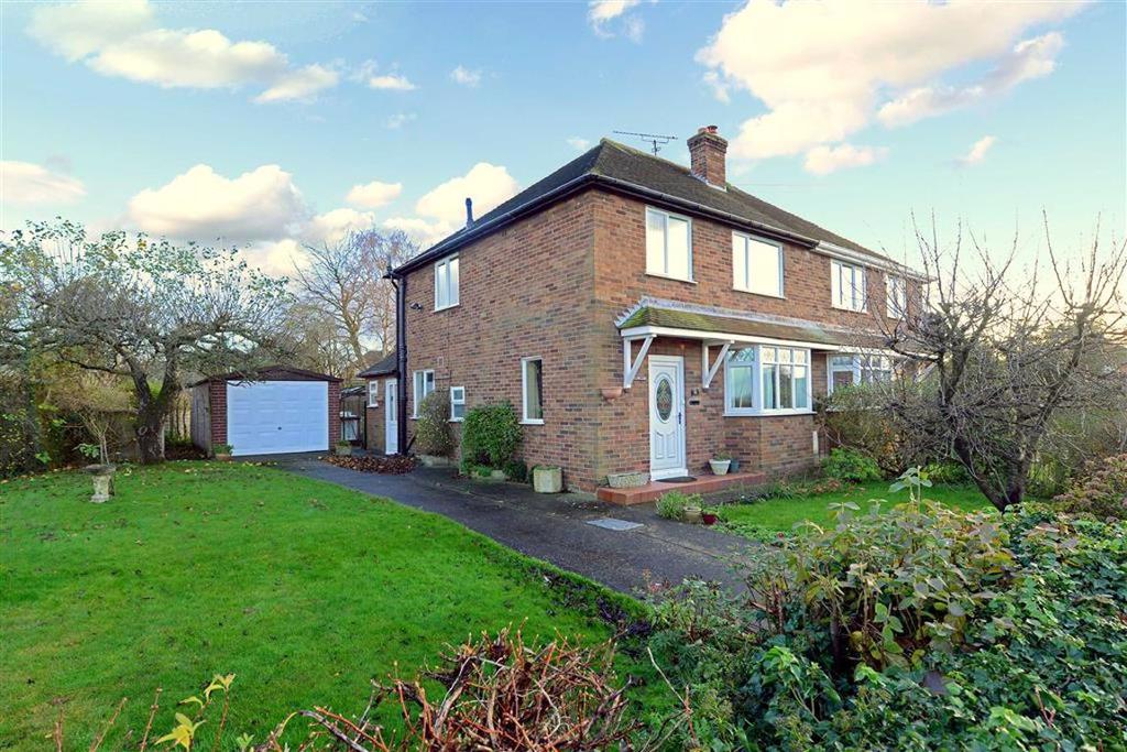 Overdale Road, Bayston Hill... 3 bed semidetached house £225,000