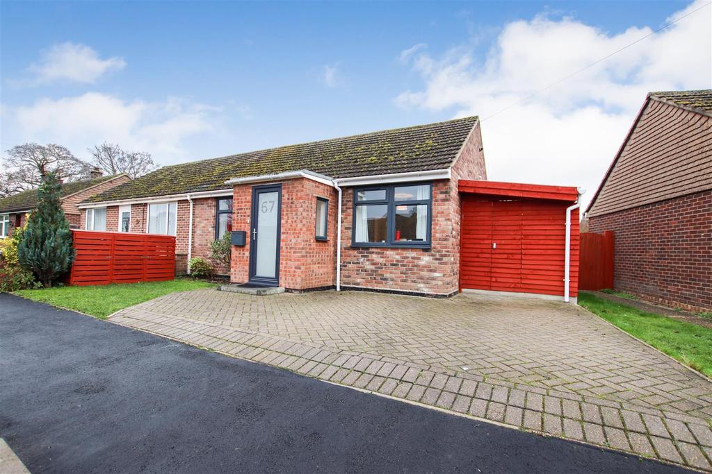 Jenyns Close, Bottisham, Cambridge 3 bed semidetached bungalow £350,000