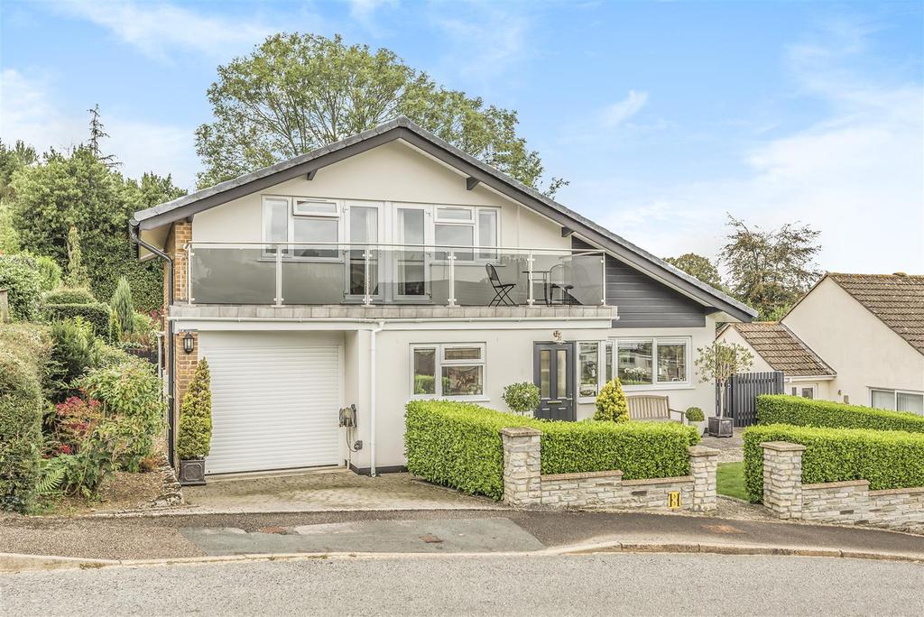 Clappentail Park, Lyme Regis 3 bed detached house £679,000
