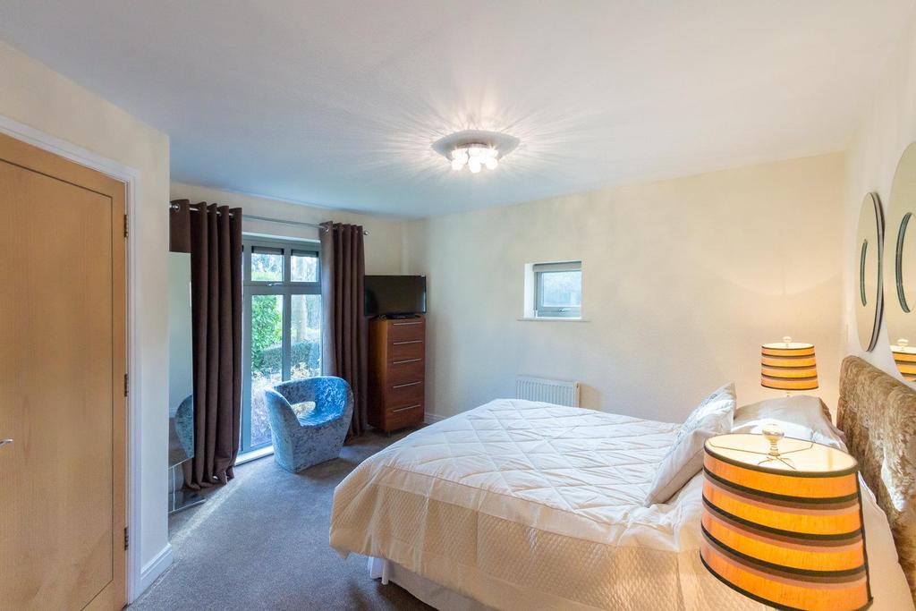 Pinnacle House WEB 005.jpg