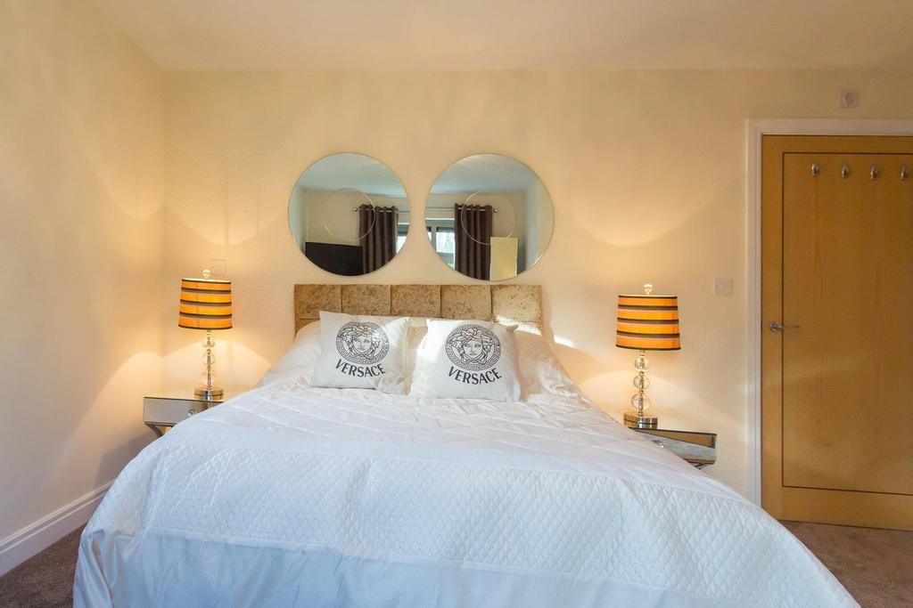 Pinnacle House WEB 006.jpg