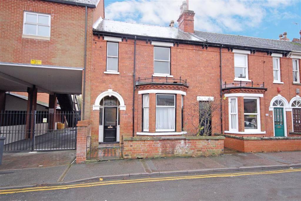 Greetwell Gate, Lincoln, Lincolnshire 5 bed end of terrace house £225,000