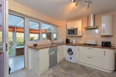 37 Maxholm Road, Sutton Coldfield, B74 3SX