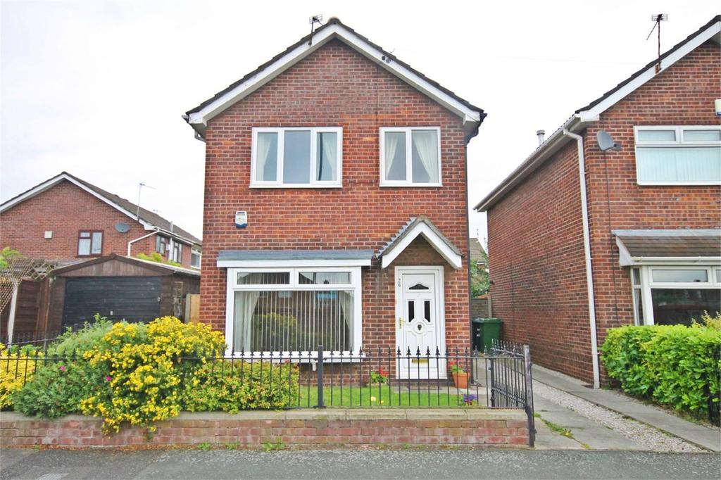 Winchester Avenue, Great Sankey, Warrington, WA5 3 bed detached house