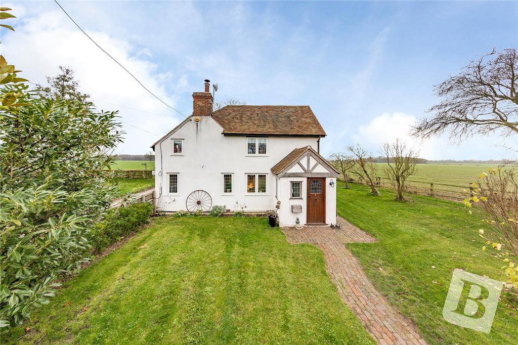 Mashbury Road, Great Waltham, Chelmsford, CM1 5 bed detached house £