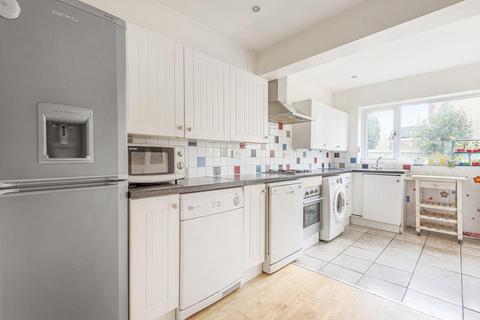 57 Strathmore Road, Teddington, TW11 8UH