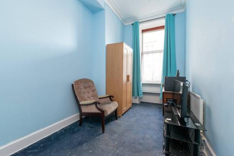 8 Jameson Place, Edinburgh, EH6 8PB