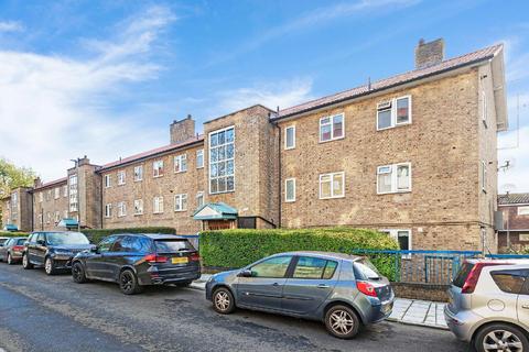 13 Thursley Gardens, London, SW19 6JT
