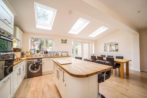 38 Bazalgette Gardens, New Malden, KT3 5HF