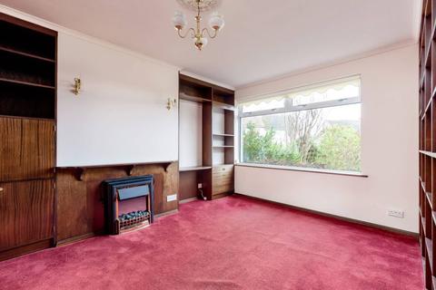 69 Comiston View, Edinburgh, EH10 6LZ