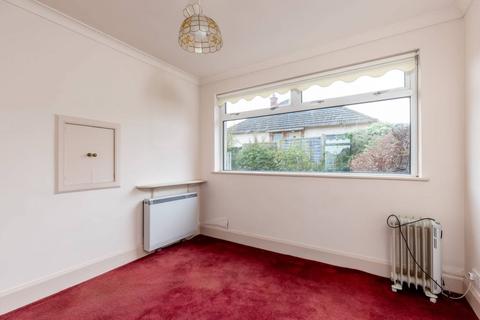 69 Comiston View, Edinburgh, EH10 6LZ
