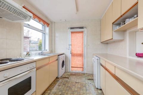 69 Comiston View, Edinburgh, EH10 6LZ
