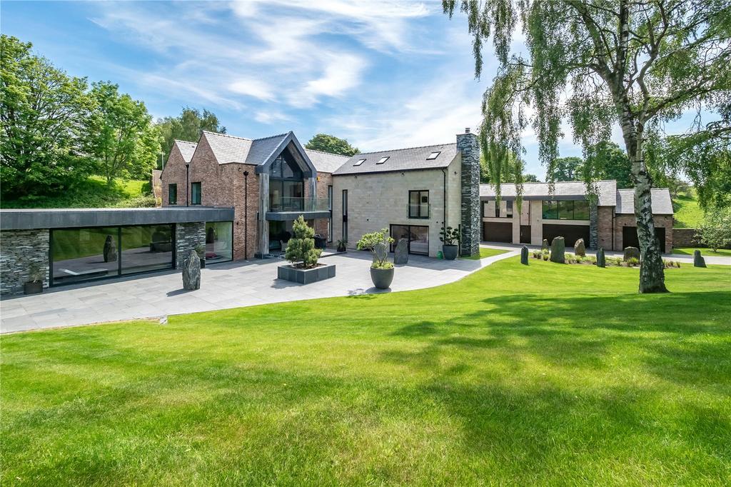 Hocker Lane, Over Alderley, Cheshire, SK10 7 bed detached house for