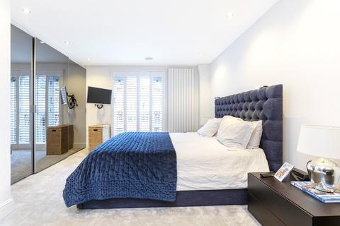 3 bedroom end of terrace house to rent, Onslow Mews West, London, SW7